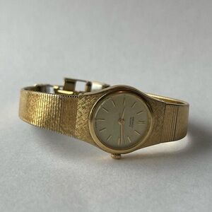 Woman’s Vintage Seiko Watch ,St. steel base, Movt Japan, GOLD tone watch 602734